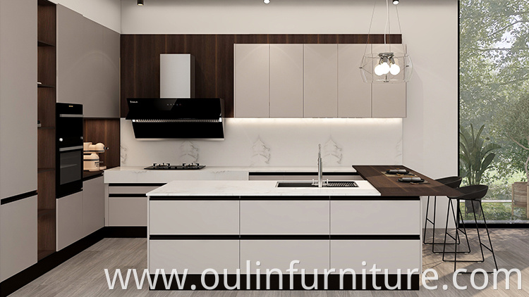 Modern wood grain and lacquer combination kitchen cabinet